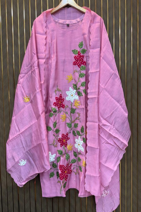 Mulchanderi pink blossom kurti